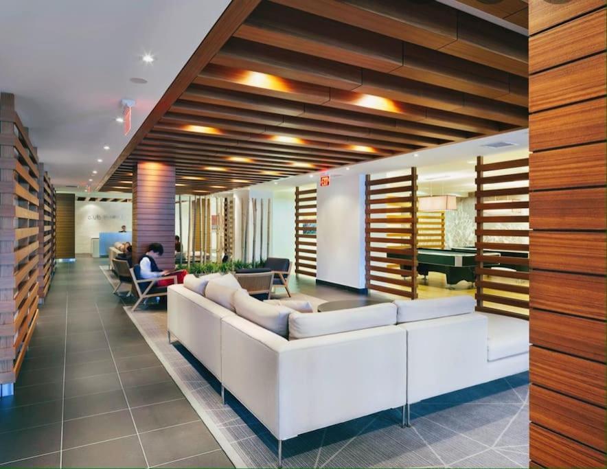 Stunning Condo Wit Amazing View 5Mins From Cntower Toronto Exterior foto