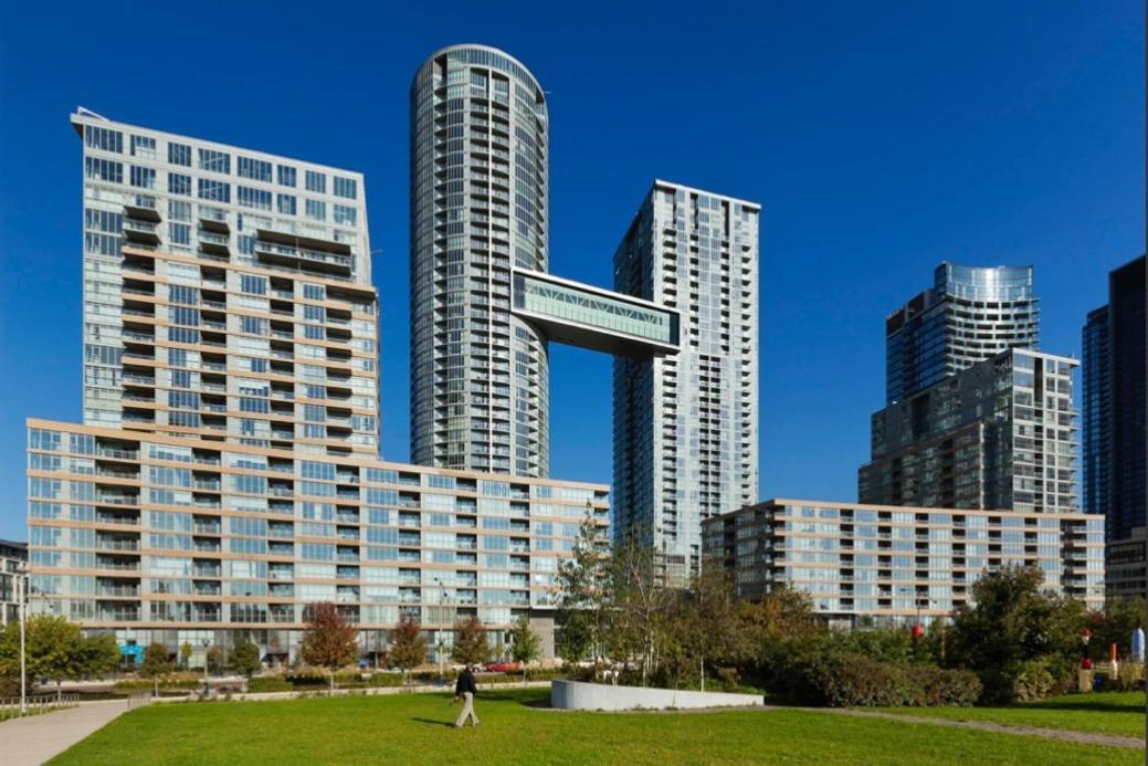 Stunning Condo Wit Amazing View 5Mins From Cntower Toronto Exterior foto